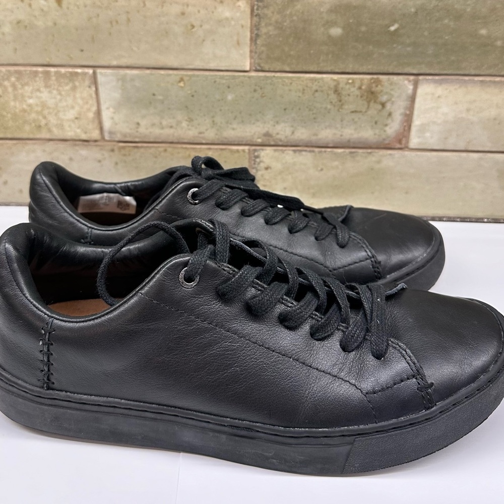 Toms Black Leather Sneakers Men’s Size 7